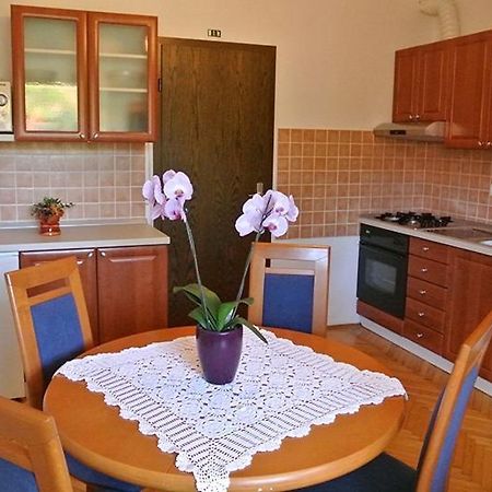 Apartmaji Nika Izola Exteriör bild